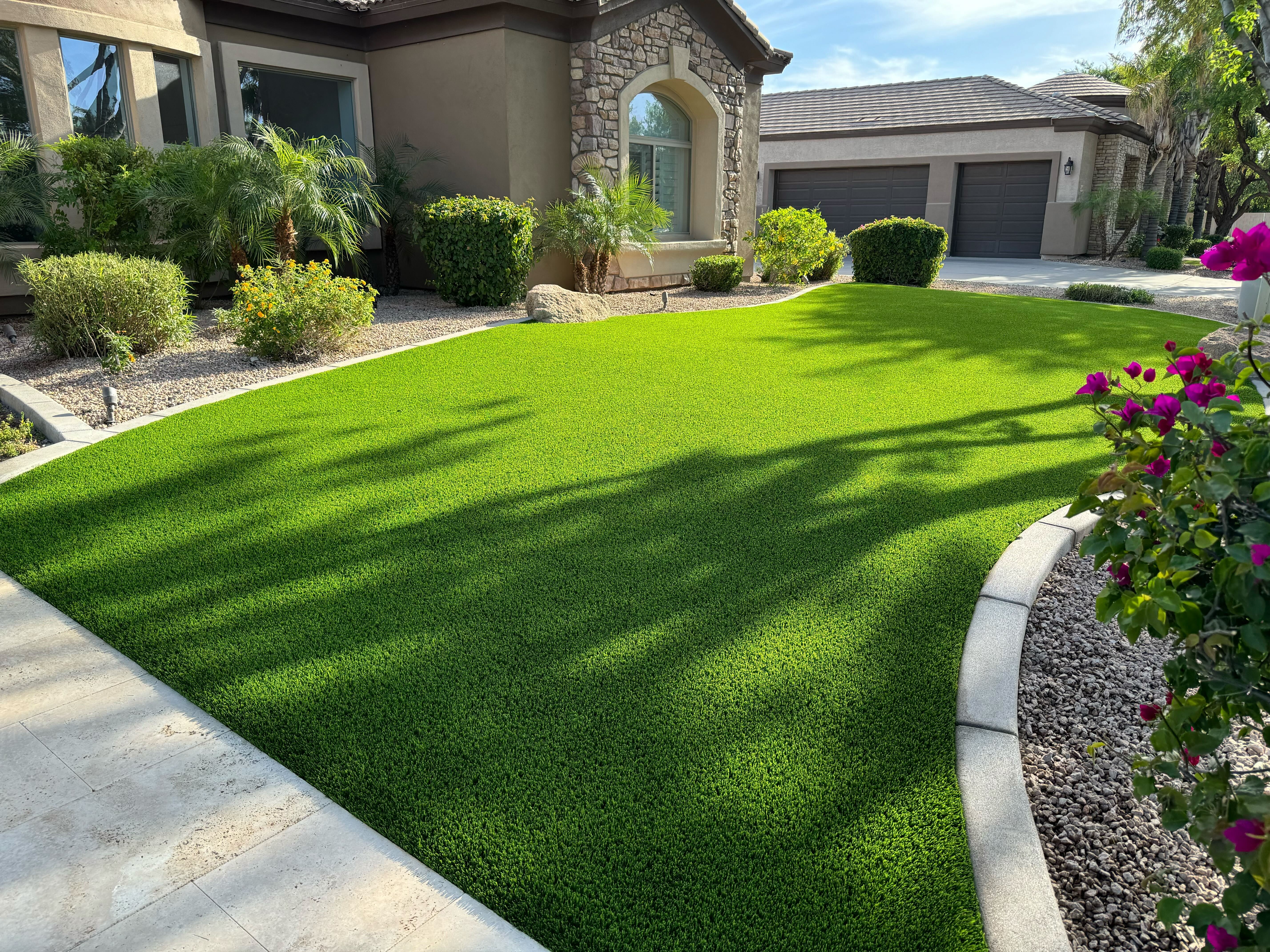 Luxury residential front yard artificial lawn Phoenix AZ