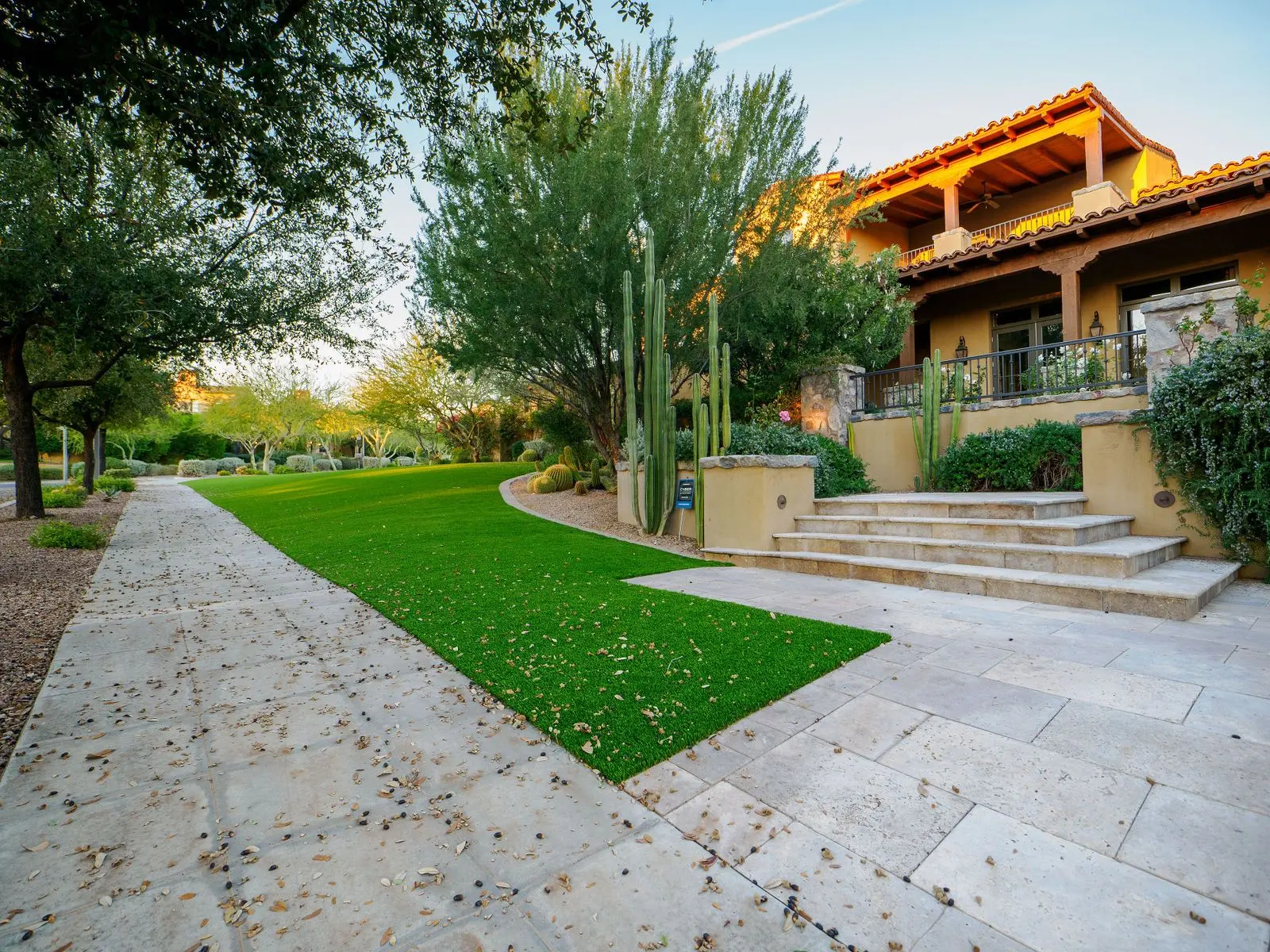 Residential & Commercial Turf